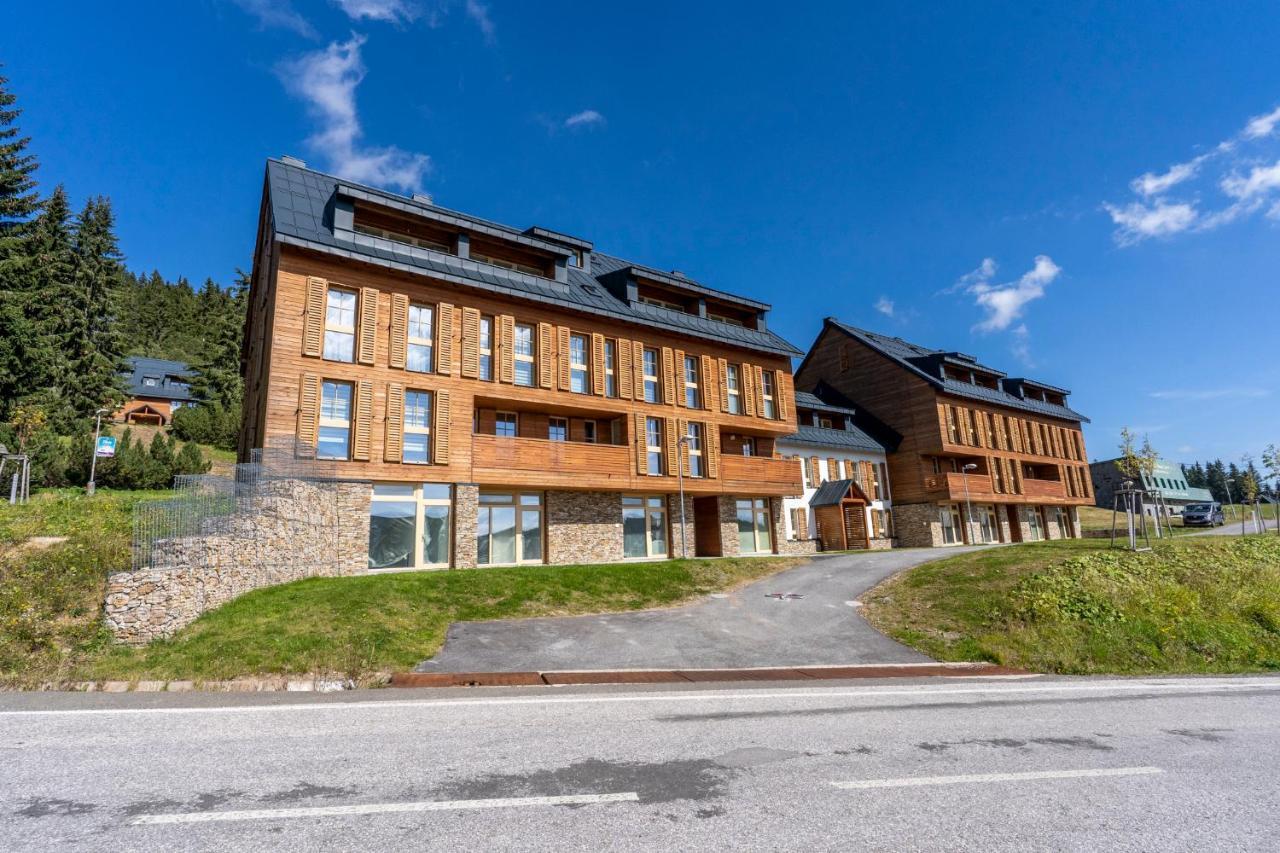 Apartmán Horní Mísečky - luxusní ubytování pro dvě rodiny s dětmi Esterno foto