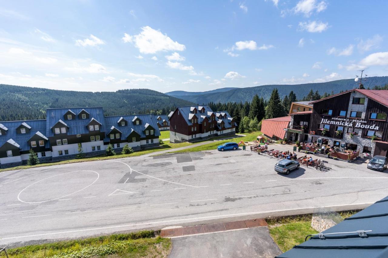Apartmán Horní Mísečky - luxusní ubytování pro dvě rodiny s dětmi Esterno foto