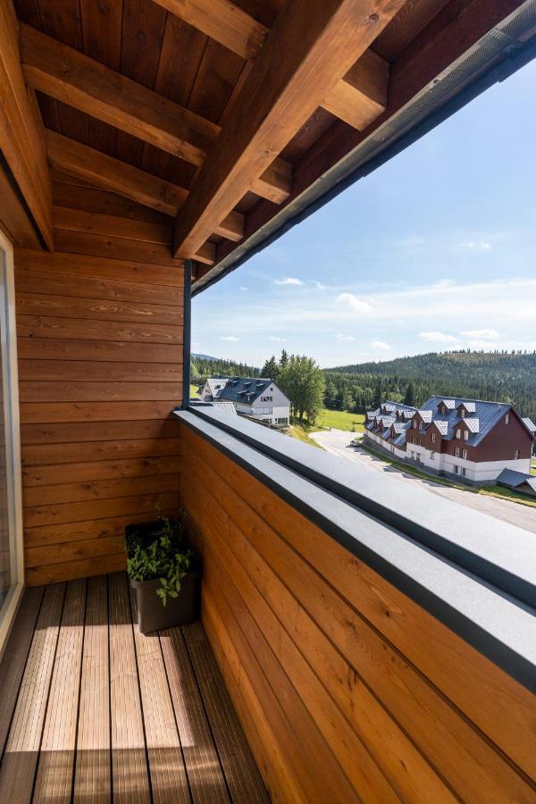 Apartmán Horní Mísečky - luxusní ubytování pro dvě rodiny s dětmi Esterno foto