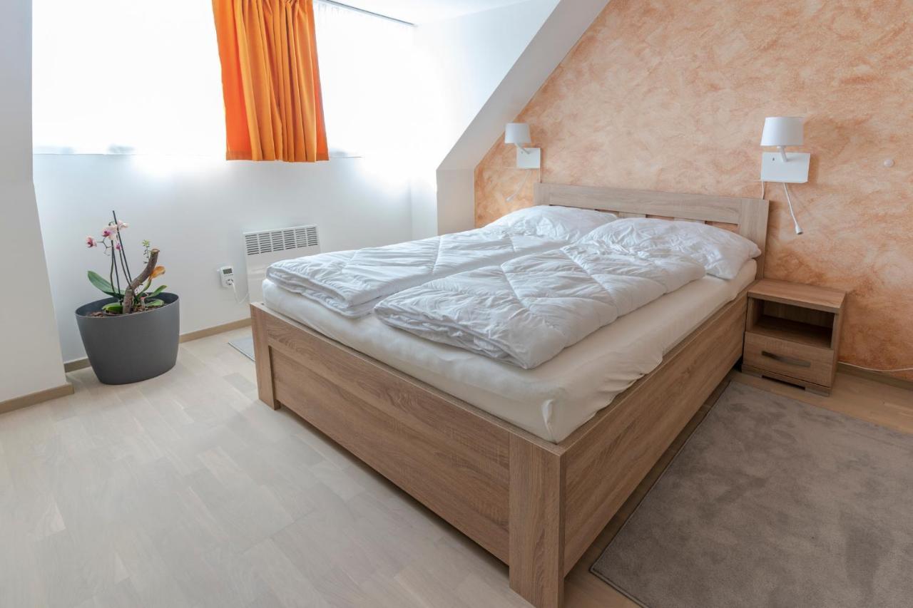 Apartmán Horní Mísečky - luxusní ubytování pro dvě rodiny s dětmi Esterno foto