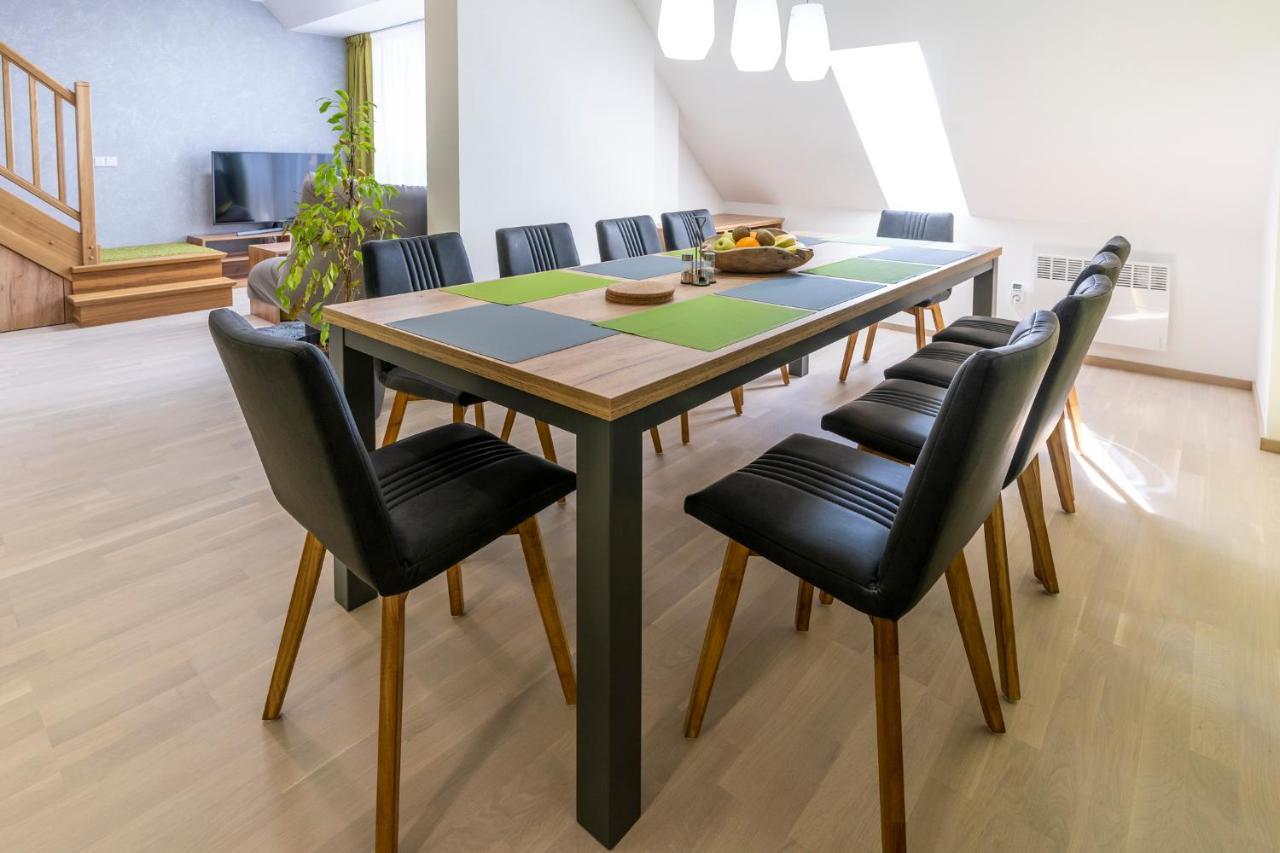 Apartmán Horní Mísečky - luxusní ubytování pro dvě rodiny s dětmi Esterno foto
